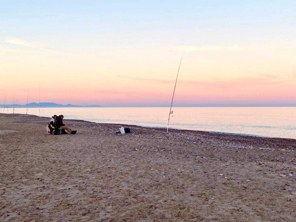 Lowenva Beach Apartment カネット・デ・ベレンゲル エクステリア 写真
