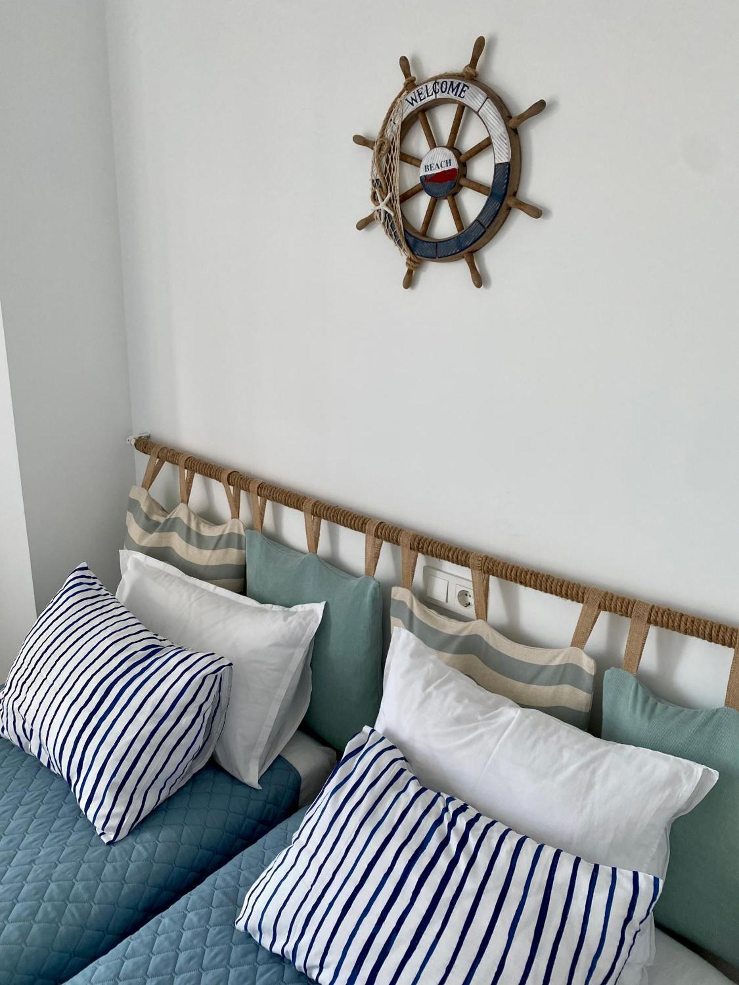 Lowenva Beach Apartment カネット・デ・ベレンゲル エクステリア 写真